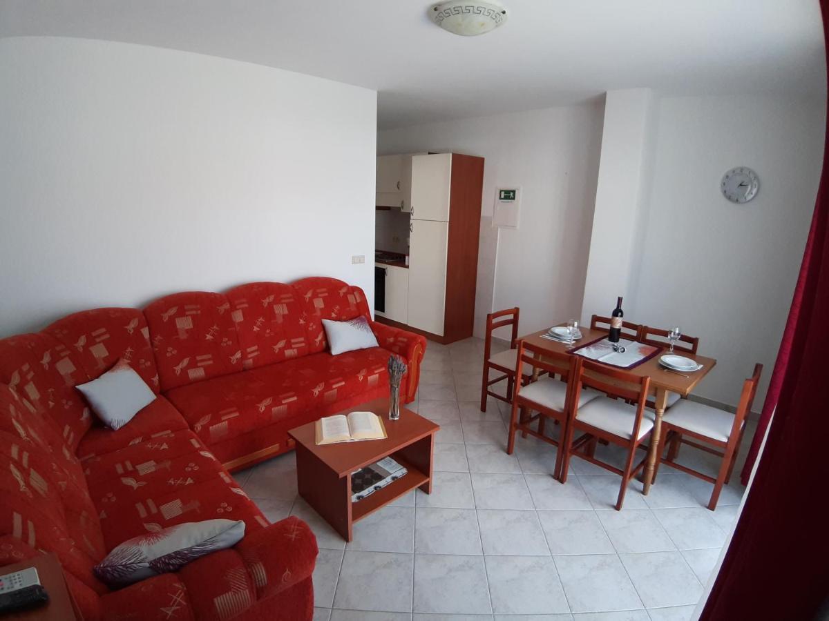 Apartments Mihael Malinska Exterior foto